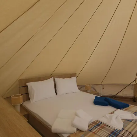 Ioannina Camping- Glamping Neo Mpizani Экстерьер фото