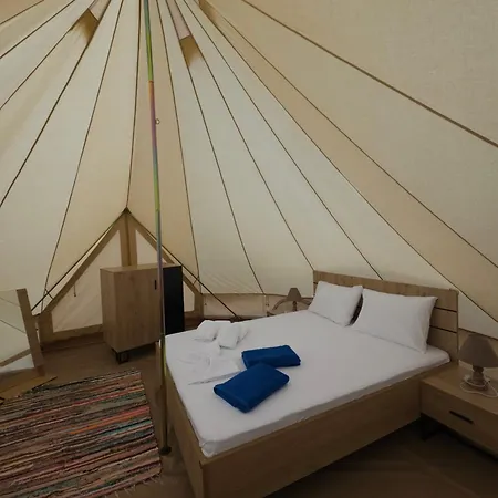 Ioannina Camping- Glamping Neo Mpizani Экстерьер фото