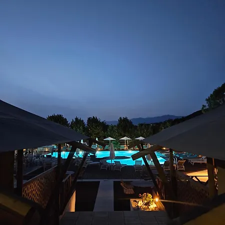 Ioannina Camping- Glamping Neo Mpizani Экстерьер фото