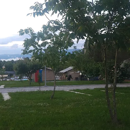 Ioannina Camping- Glamping Neo Mpizani Экстерьер фото