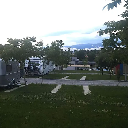 Ioannina Camping- Glamping Neo Mpizani Экстерьер фото