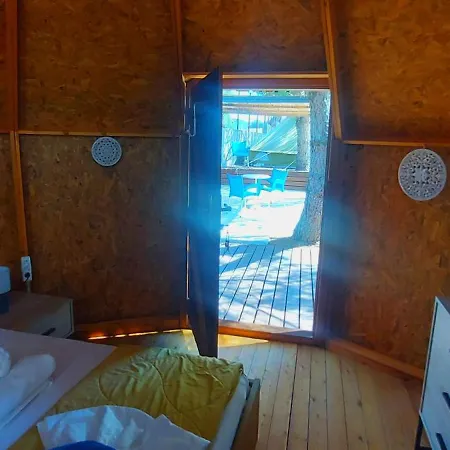 Ioannina Camping- Glamping Neo Mpizani Экстерьер фото