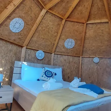 Ioannina Camping- Glamping Neo Mpizani Экстерьер фото