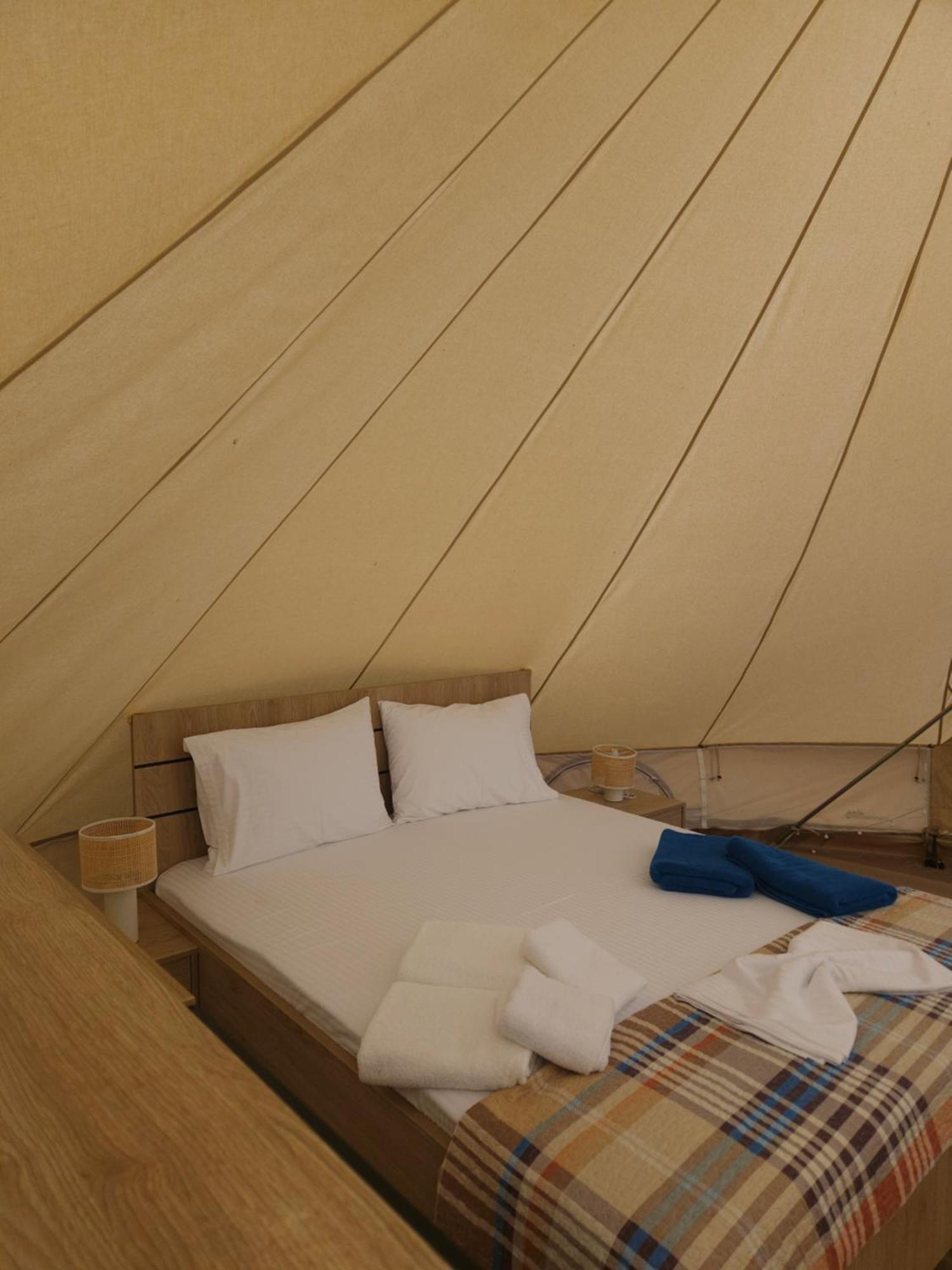 Ioannina Camping- Glamping * Neo Mpizani